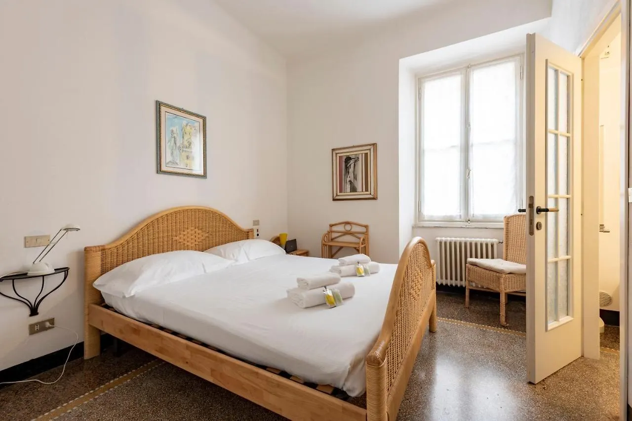 Apartment Joivy Inviting 2-Bed Flat Near The Beach Santa Margherita Ligure Italy
